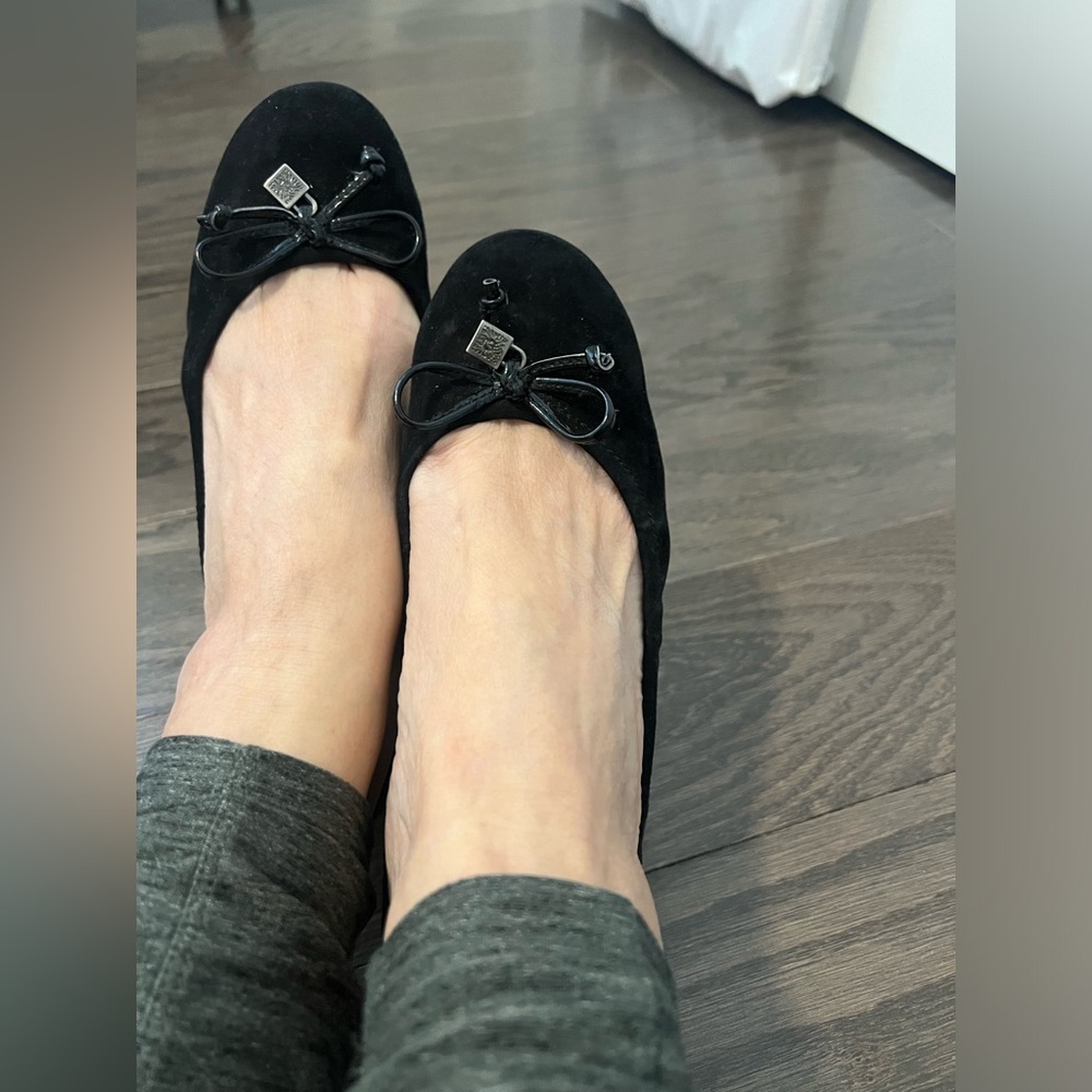 Anne Klein brand suede flat shoes size 7m